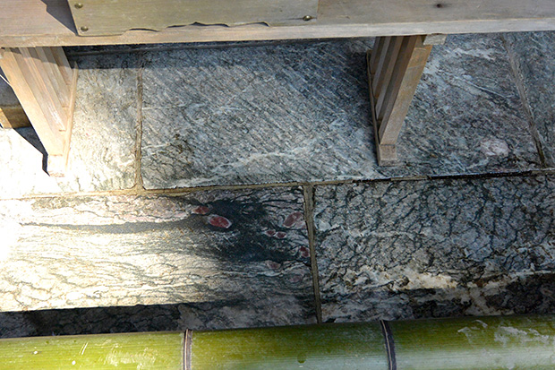 浮かび上がった龍神