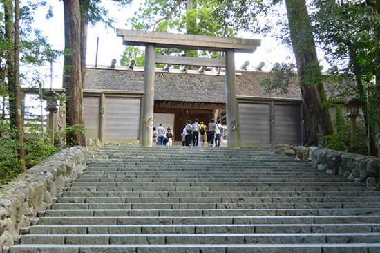 【伊勢神宮内宮】見どころ５選。ご祭神はアマテラス［内宮と外宮の違い］