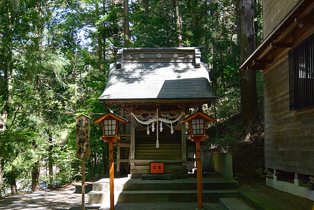 新倉富士浅間神社・荒濱神社