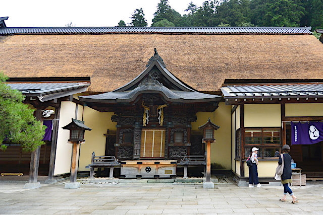 古峯神社の社殿